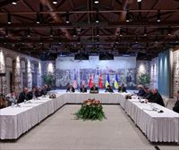 Bi ordu baino gutxiago iraun du Errusiaren eta Ukrainaren arteko negoziazio bilerak