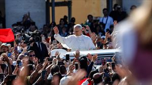 León XIV llama a la unión de la Iglesia contra el odio y un sistema que margina y explota