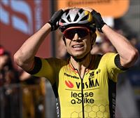 Van Aert gana la etapa al sprint frente a Del Toro, nuevo líder del Giro