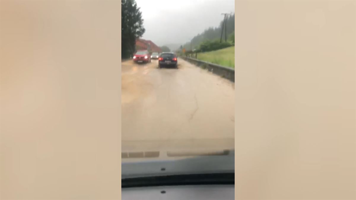 Balsa de agua. Imagen obtenida de un vídeo de EITB Media. 