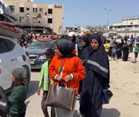 Miles de personas huyen de Jan Yunis tras la orden de evacuación emitida por Israel