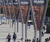 Europa Ligako finalerako 'fan zone' neutralak ateak ireki ditu Bilboko Areatzan