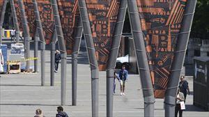La 'fan zone' neutral de la final de la Europa League abre hoy sus puertas en el Arenal bilbaíno