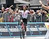 Richard Carapaz gana en Castelnovo ne' Monti, con Del Toro segundo, y sigue la lucha en el Giro de Italia  