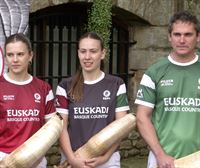 Presentada la camiseta con la que la Euskal Selekzioa competirá en Liga de Naciones de Jai Alai