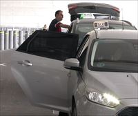 Bilboko aireportuko taxi-gidariek egun libreetan lan egiteko aukera izango dute