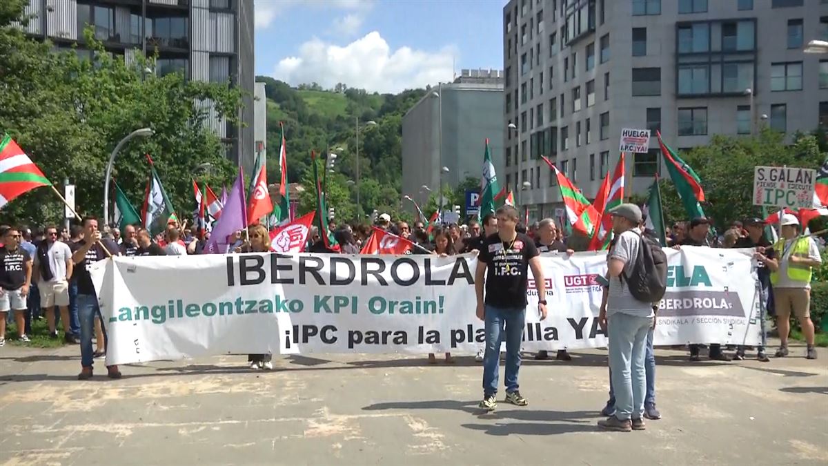 Manifestación de la plantilla de Iberdrola en Bilbao. Foto: EITB