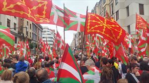 Arranca la manifestación convocada por Gure Esku por el derecho a decidir