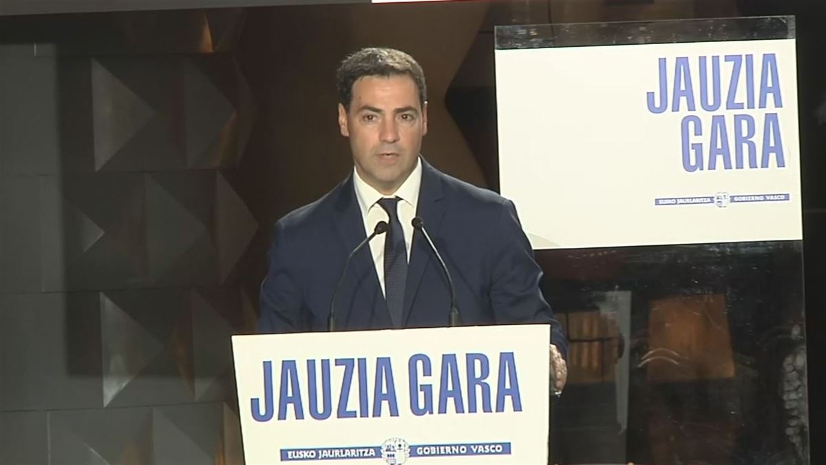 Pradales, sobre Ayuso: 'Ese pensamiento anacrónico nos recuerda los momentos más oscuros de nuestra historia'