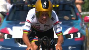 Remco Evenepoel bikain gailendu da Dauphine Kriteriumeko erlojupekoan, eta maillot horia eskuratu du