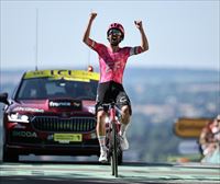 Healy gana, en solitario, en Vire Normandie, y Van der Poel recupera el maillot amarillo, en el Tour