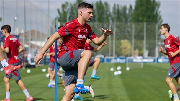 Jesús Areso durante un entrenamiento de Osasuna el pasado 11 de julio. EFE