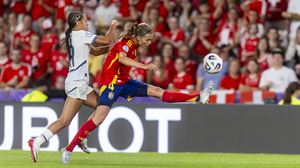España vence a la anfitriona Suiza y se mete en semifinales de la Eurocopa (2-0)