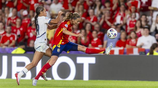 Irene Paredes, frente a Suiza. Foto: EFE.