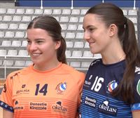 Bera Bera presenta a Ester Somaza y Lisanne Kruijswijk, y muestra sus camisetas para la temporada 2025-26