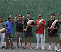 Un grupo de puntistas trata de recuperar la cesta punta en Manila