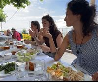 Comida y buenas vistas, el mejor plan veraniego en Bilbao es ir a una cervecera