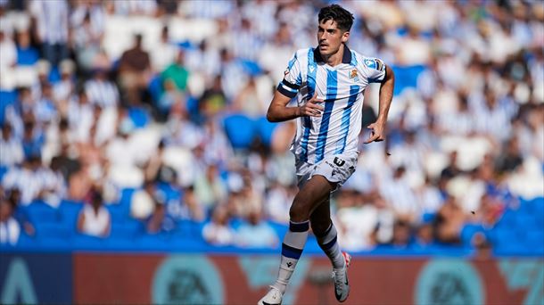 Carlos Fernandez, 2023-24 denboraldiko partida batean. Argazkia: Europa Press.