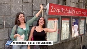 Saldo Barik; Clara y Naiara nos enseñan Bilbao con sus vídeos virales de TikTok