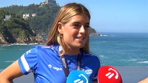Janire Gonzalez-Etxebarri, surflaria: ''Oraindik ez dut sinesten munduko txapelduna naizela''