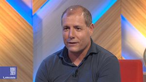 Felix Zubia: ''Astakeria da jendeak galdetzen duenean ea mediku ona ala euskalduna nahi dugun''