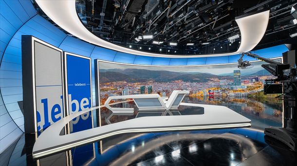 EITBk 2. platoa eta Radio Euskadiren estudio nagusia berritu ditu Bilboko egoitzan