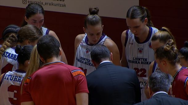 Lointek Gernikako jokalari batzuk, artxiboko irudian. Argazkia: EITB.