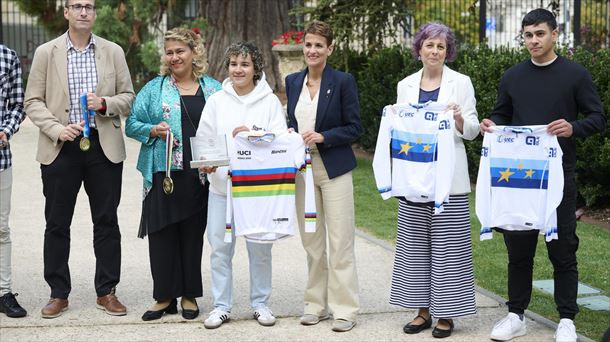 Nafarroako Gobernuak harrera egin dio Paula Ostizi