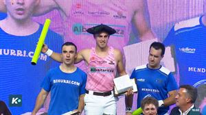 Iker Vicente conquista su cuarta txapela en el campeonato de aizkolaris de Euskal Herria