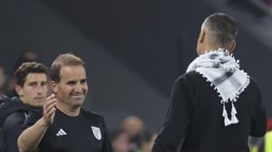 Jagoba Arrasate eta Ehab Abu Jazar agutzen