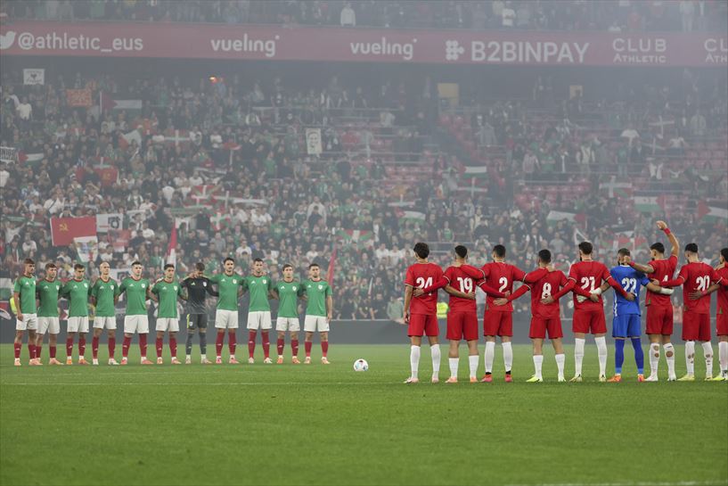 Minutuko isilunea, genozidioaren biktimen omenez.
