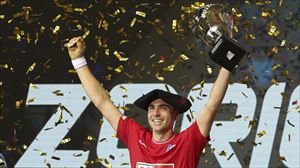 Peio Etxeberria conquista el Cuatro y Medio con una clara victoria ante Zabala (22-11)