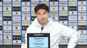 Carlos Soler: ''Creo que todavía puedo ofrecer mucho más, lo tengo claro, soy super exigente conmigo mismo''