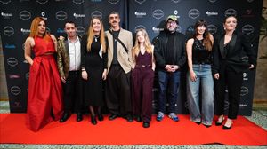 Algunas de las personas premiadas, junto a la responsable de PRIMERAN Iraide Muga