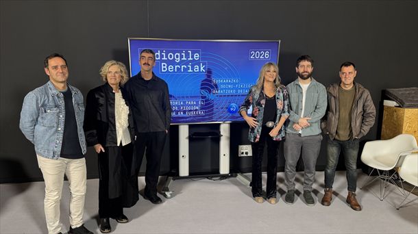 Aurkezpenerako argazkia