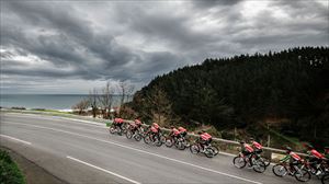 Euskadi Fundazioak hamalau txirrindulari izanen ditu 2026 denboraldian