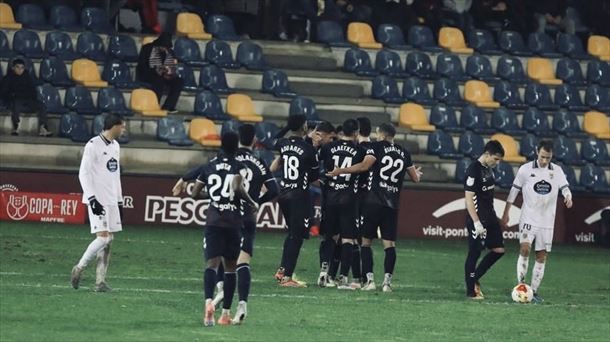 Jokalari armaginak Javi Martonen gola ospatzen. Irudia: SD Eibar