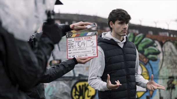 Formatu txikiak, Talentu berriak deialdiko "Lehen Aldiz" fikziozko miniseria filmatzen hasi dira