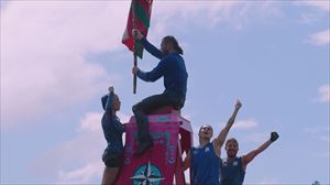 Rush, Carra, Jani y Galai celebran la victoria Corocote