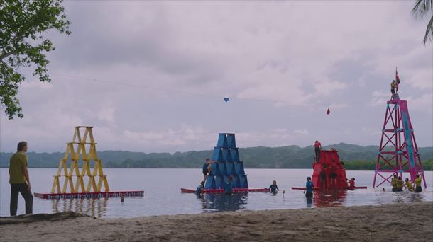 Los Guabanes ganan el juego de naipes