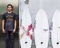 Taz Skylar, actor de ''One Piece'' que hacía tablas de surf para Pukas y lleva Euskadi en el corazón