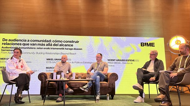 Mesa redonda en el BIME