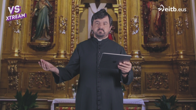 ¡Ahora Hasta Los Curas Tienen Tiktok!