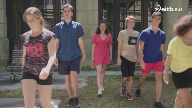 Sing Sing Atiko Folk and Rolla