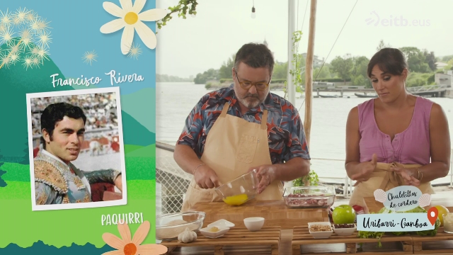 Chuletillas de cordero en costra con ensalada Waldorf