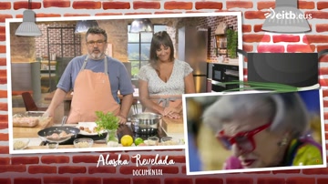 Saam de albóndigas de calabaza y pavo con pesto de almendras