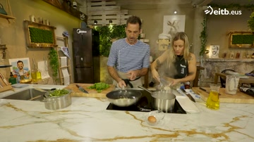 Barazkiak gaztaina bexamelarekin eta arrautzarekin