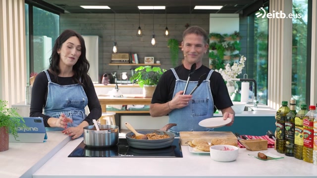 Txerri mamurtua Bloody Mary Saltsarekin