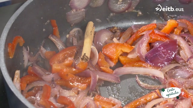 Wok de verduras con cerdo agridulce
