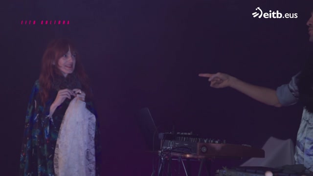 Aro Berria, Bizi Sintetikoak, Julen Apella eta Gori Gori